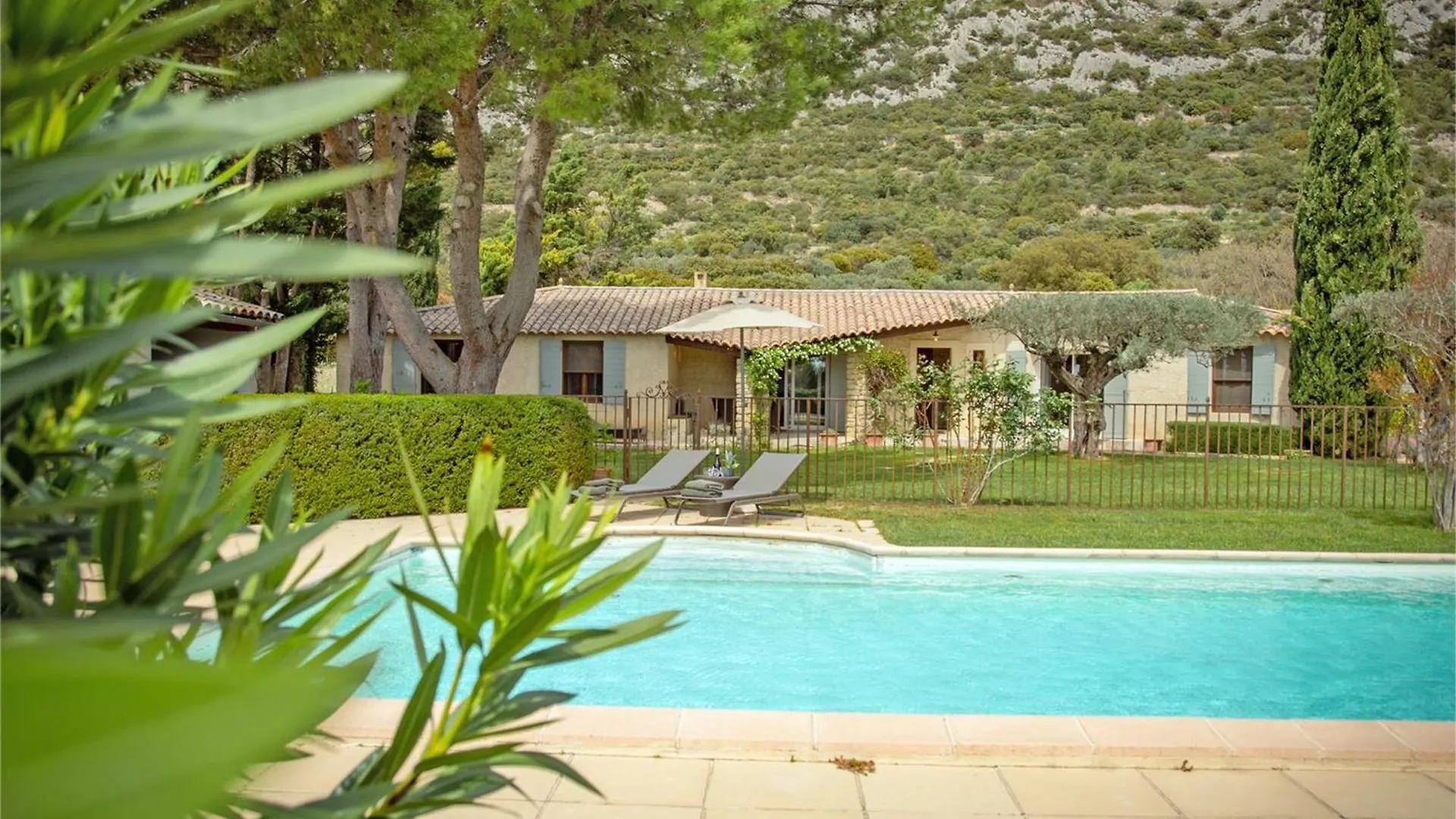 Le Mas Romarin Beaumes-de-Venise 0*,  France